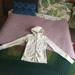 LULULEMON SCUBA HOODIE 4